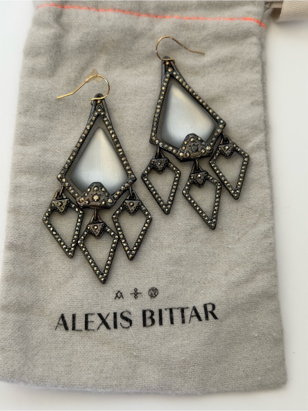 Alexis Bittar oxidized metal & crystal pave & mop Geometric Chandelier Earrings - Picture 1 of 6
